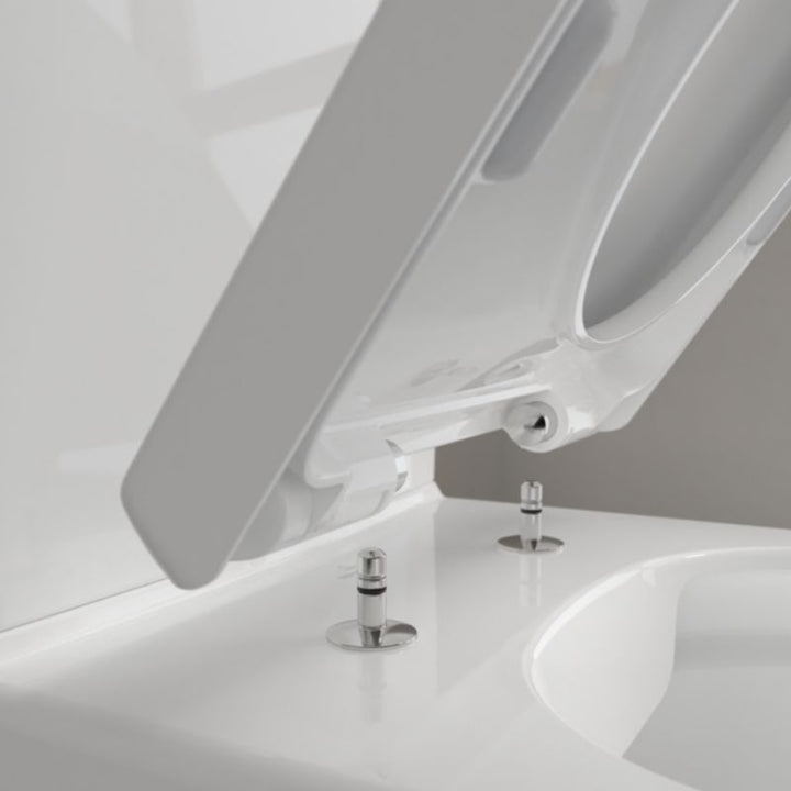 Villeroy & Boch Avento Rimless Close Coupled Toilet & Soft Close Seat